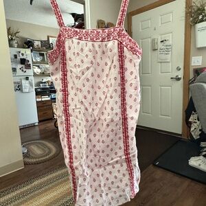 Old Navy White and Red Patterned Dress Boho style